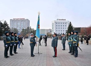 В Семее бригаде территориальной обороны вручили боевое знамя