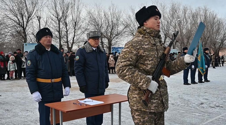 В Семее защитники воздушных рубежей приняли присягу