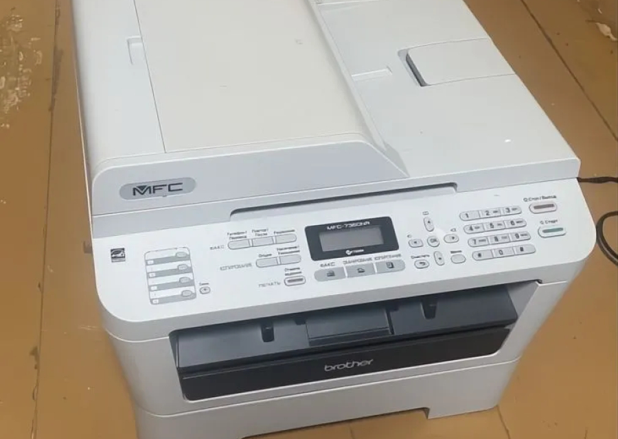 Продам принтер Мфу Brother